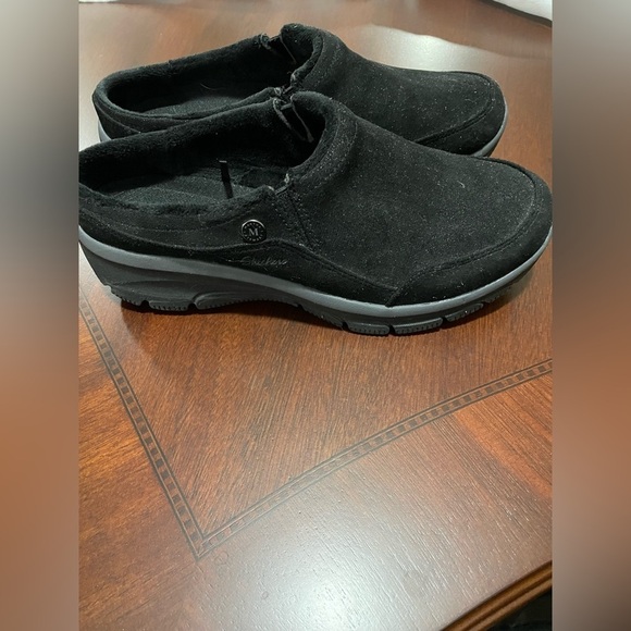 Skechers Martha Steward Black Slip-On Shoes size 7.5 women’s - Picture 3 of 7